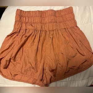 Free People “the way home short” size L in Brushed Apricot